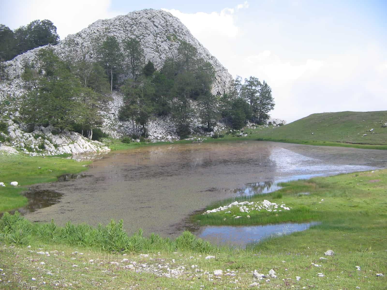 Dragani lake | photo: Shebenik-Jabllanicë National Park